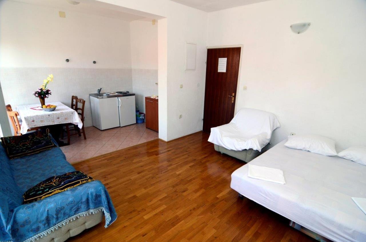 Apartments With A Parking Space Makarska - 12211 Dış mekan fotoğraf